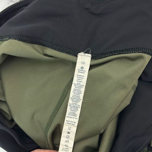 Lululemon Run: Inspire Crop II *All Full-On Luxtreme 10 - Picture 9 of 11